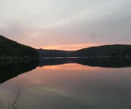 Belka Am Rursee Apartment *