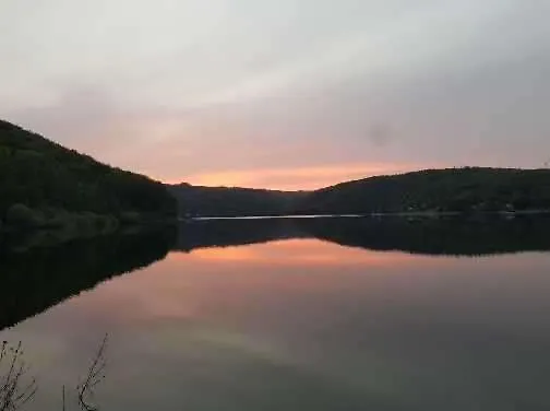 Belka Am Rursee Apartamento *